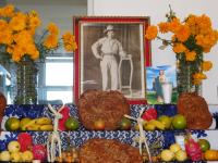Santa In&eacute;s Ahuatempan presenta ofrenda monumental en el IPAM