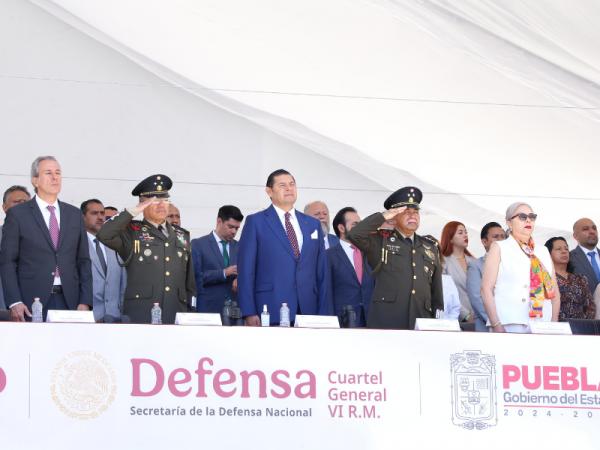 Con escenificación monumental, Puebla honra legado heroico de la Batalla del 5 Mayo