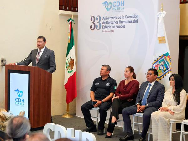 En el estado de Puebla se garantizan los Derechos Humanos para una vida democrática: Armenta Mier