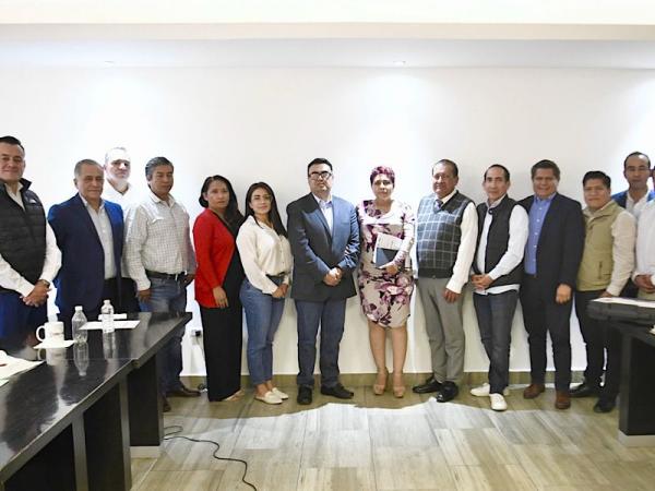 Realiza Salud reunión con titulares de jurisdicciones sanitarias