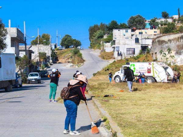 UPAM realiza labores de embellecimiento en Ex Hacienda de Las Vegas