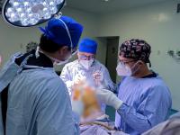 Gobierno Federal y Estatal realizan primeras cirug&iacute;as de pr&oacute;tesis de cadera y rodilla
