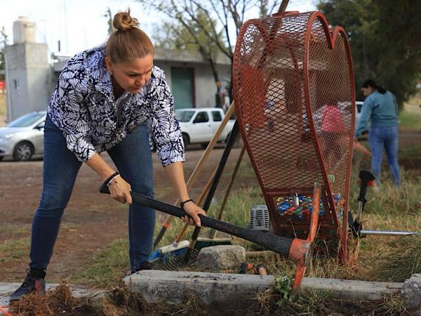 Realiza Desarrollo Turístico faena comunitaria en Cuautinchán