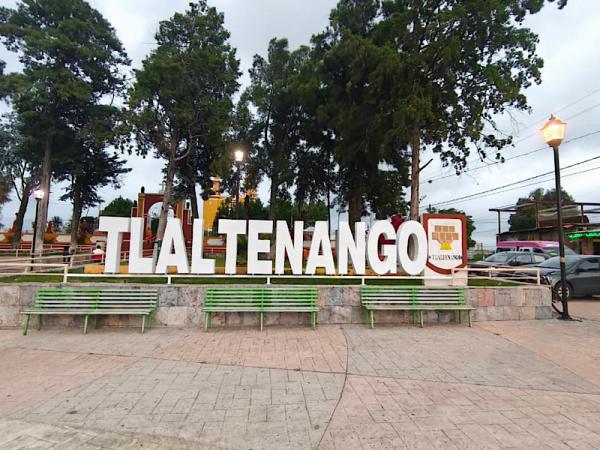 Mejoran espacios públicos en San Pedro Tlaltenango con Obra Comunitaria