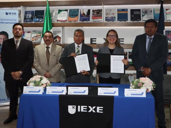 CECSNSP e IEXE Universidad firman convenio de colaboración