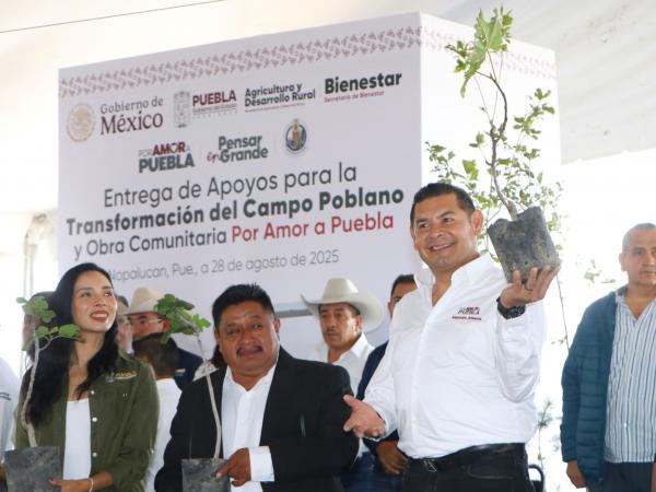 En Nopalucan, Gobierno de Puebla fortalece el campo con apoyos y reforestación