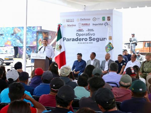 Operativo Coordinado para proteger a familias y transportistas en carreteras de Puebla