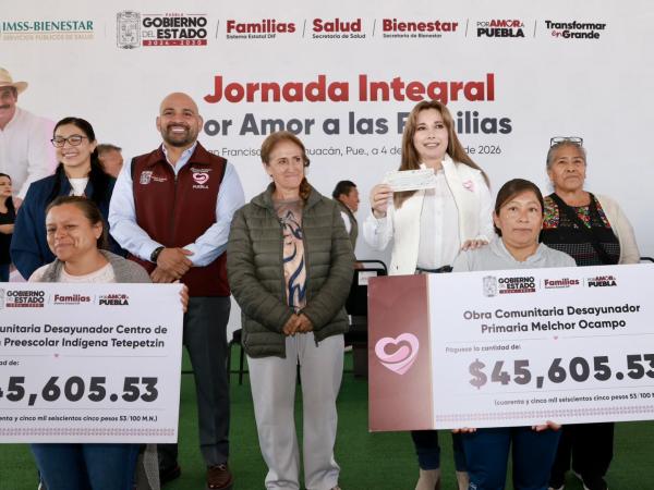 Preside Ceci Arellano Jornada Por Amor a las Familias en San Francisco Totimehuacán.