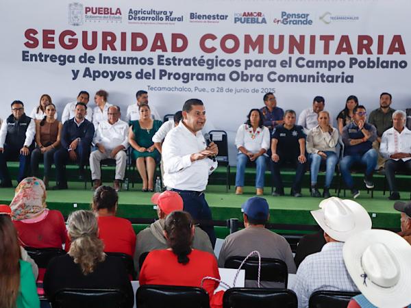 Entregan apoyos comunitarios y agrícolas a favor de seguridad alimentaria y bienestar