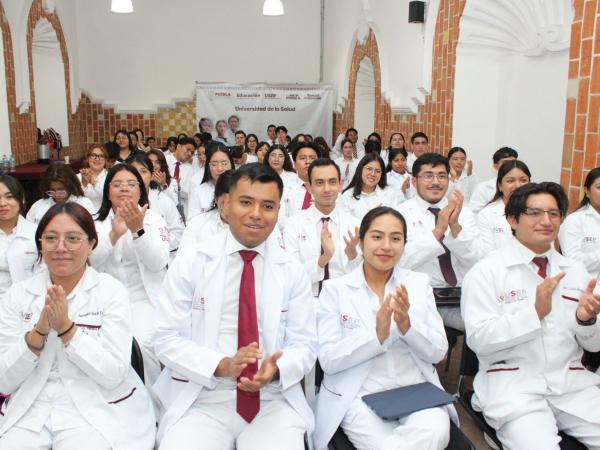 Con simposio, promueve USEP conocimiento científico en salud