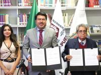 Firman convenio de colaboraci&oacute;n por la profesionalizaci&oacute;n del servicio p&uacute;blico