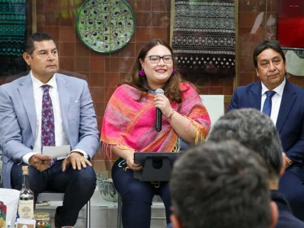 Gobierno de Puebla celebra tradiciones mexicanas con Encuentro “Entre Vivos y Muertos”