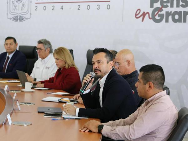 Gobierno estatal combate al cártel de las concesiones