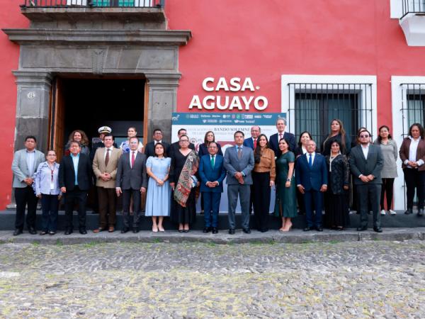 Se coloca Bando Patrio en la sede del Ejecutivo Estatal