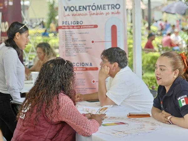 En Huauchinango, Gobierno del Estado, MARINA y DEFENSA brindan atenciones médicas y labor social