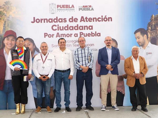 Artesanas y artesanos de San Martín Texmelucan reciben atención del gobierno estatal
