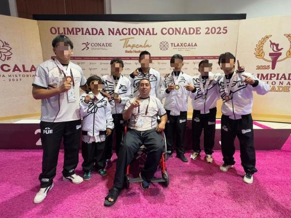 Se luce Puebla en el arranque de Luchas Asociadas en Olimpiada Nacional